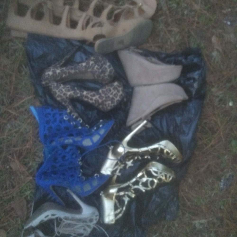 Shoes - Picture 2 of 2